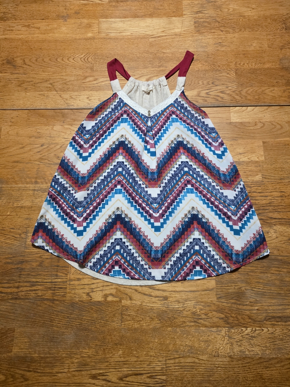 Rewind Y2k Chevron Abstract Bold Flowy Tank Top